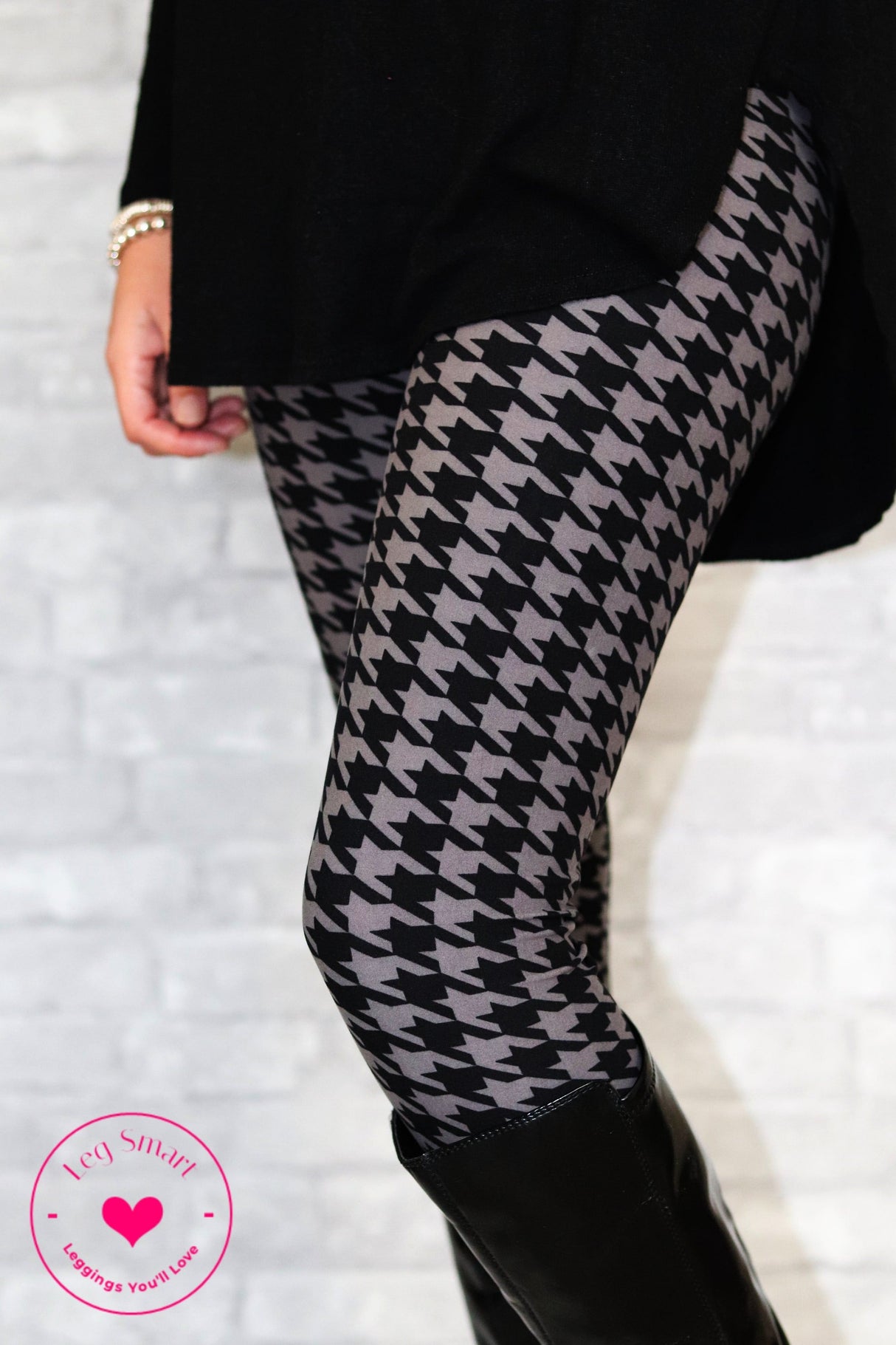 Charcoal Houndstooth