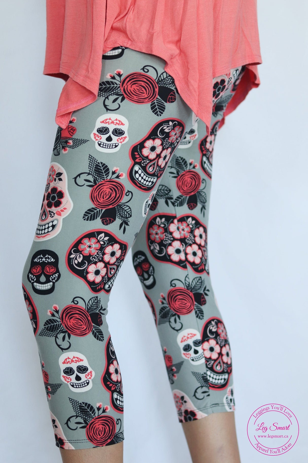 Tangerine Skull Capri Leggings