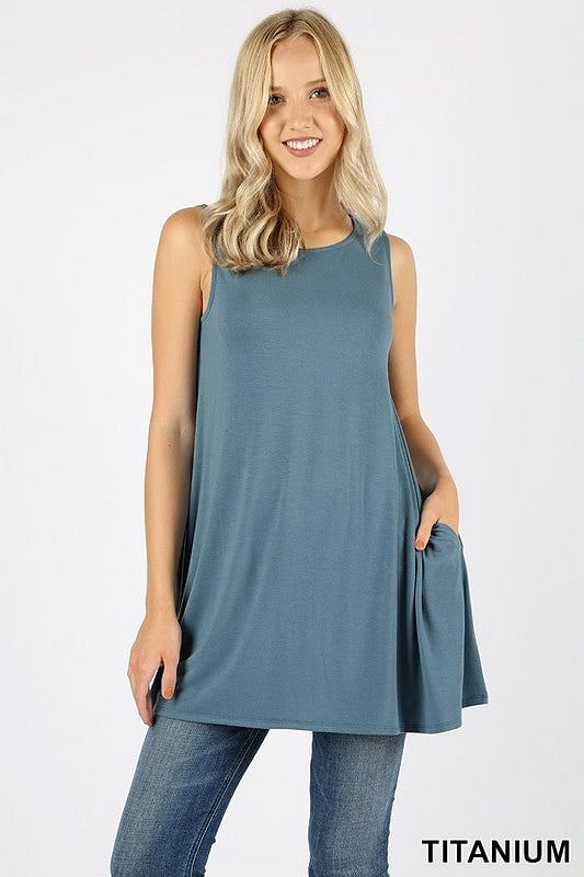 long tank top to wear with leggings featuring two side pockets 