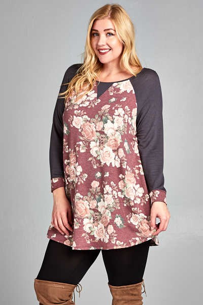 Maillot à manches longues à fleurs (taille 3xl uniquement)