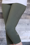 Olive Solid coloured capri leggings