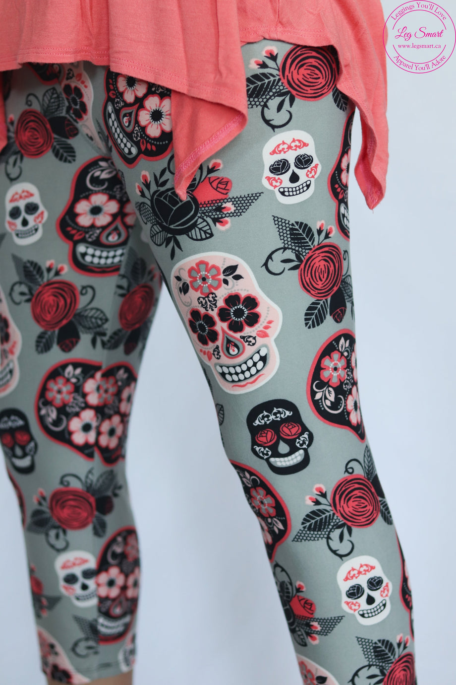 Tangerine Skull Capri Leggings