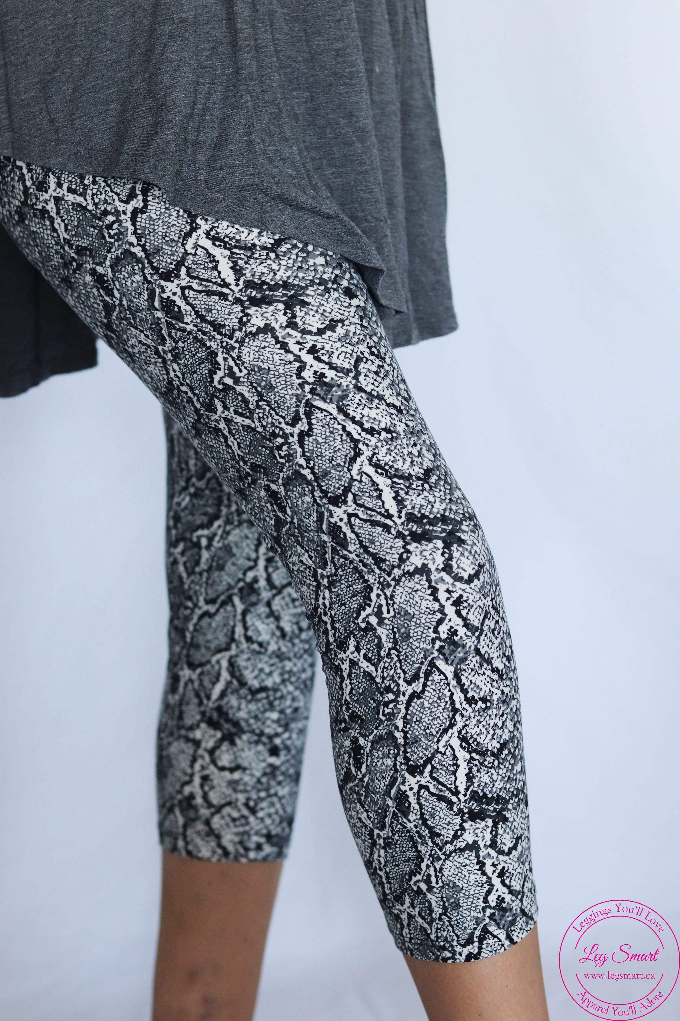 Bold Print Leggings -  Canada