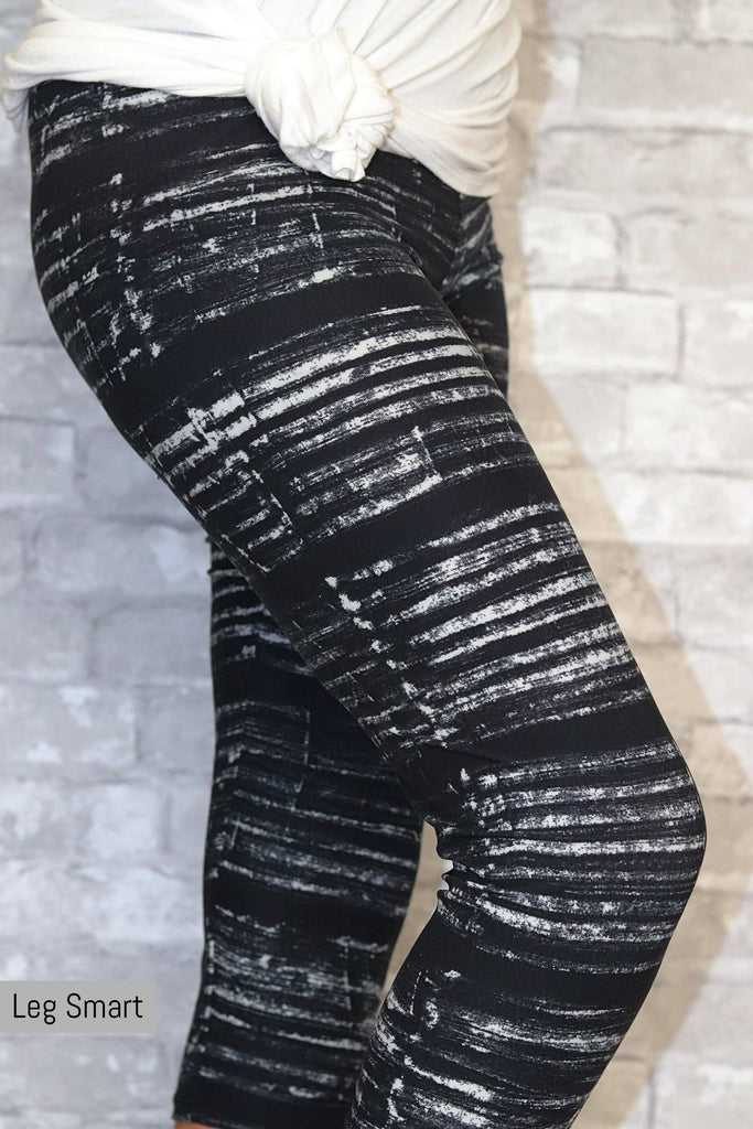 Black and White leggings for Canadian women